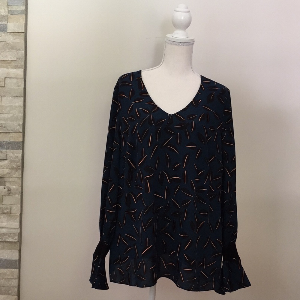 CAbi Shadow Leaf Blouse size L